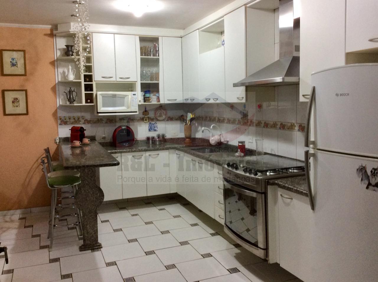 Sobrado à venda com 3 quartos, 175m² - Foto 1