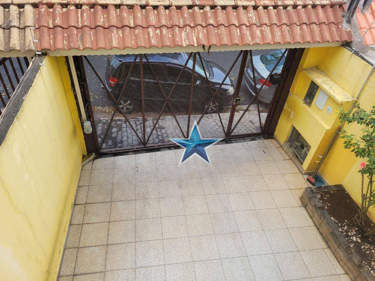 Sobrado à venda com 3 quartos, 213m² - Foto 4