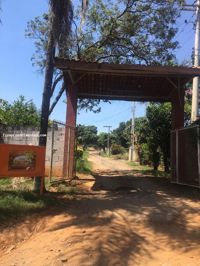 Fazenda à venda com 2 quartos, 2200m² - Foto 2