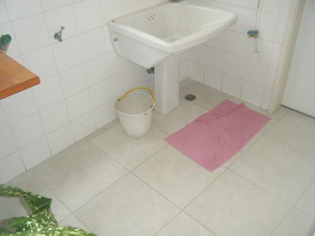 Apartamento à venda com 3 quartos, 181m² - Foto 21