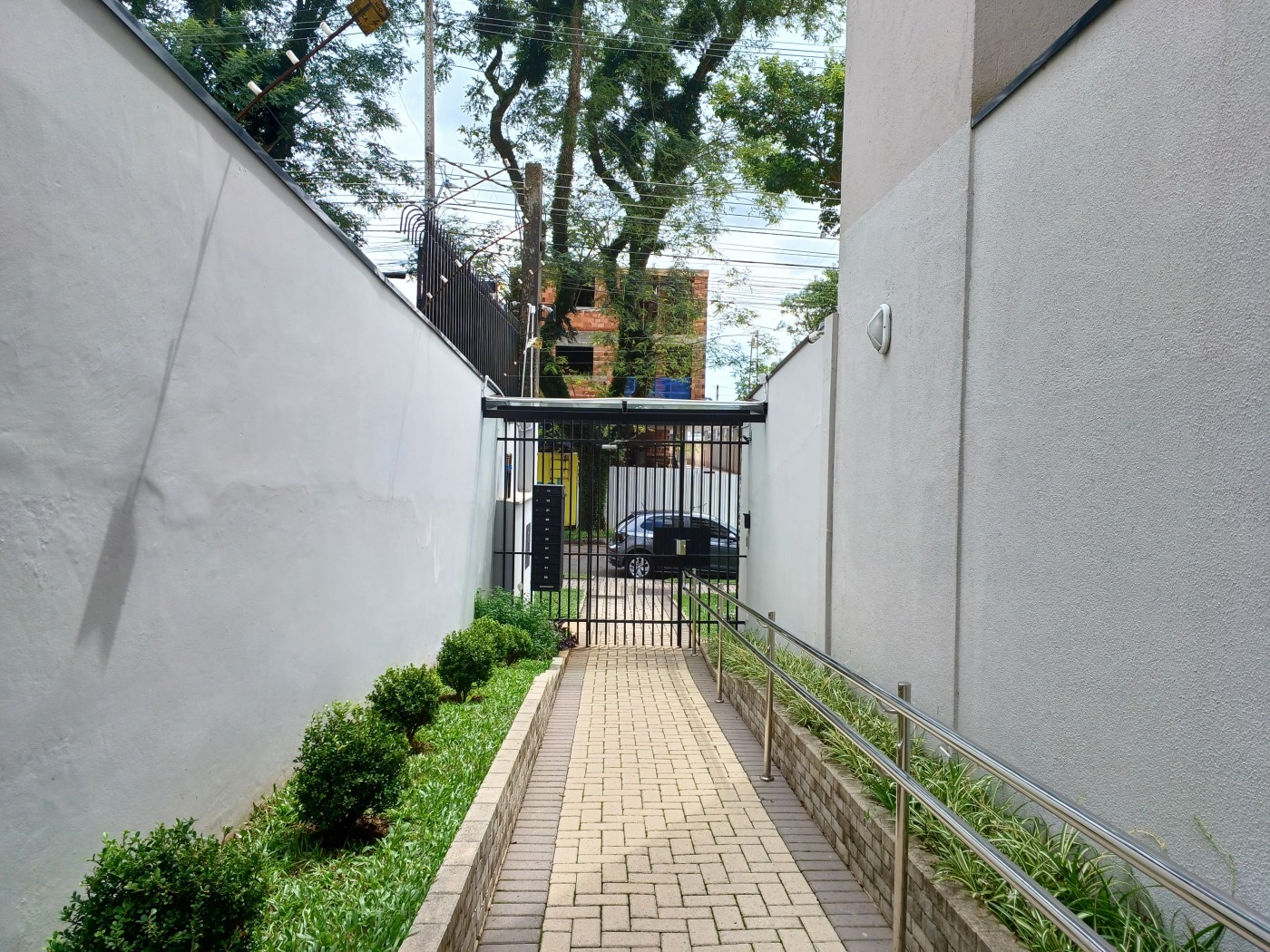 Apartamento para alugar com 3 quartos, 96m² - Foto 3