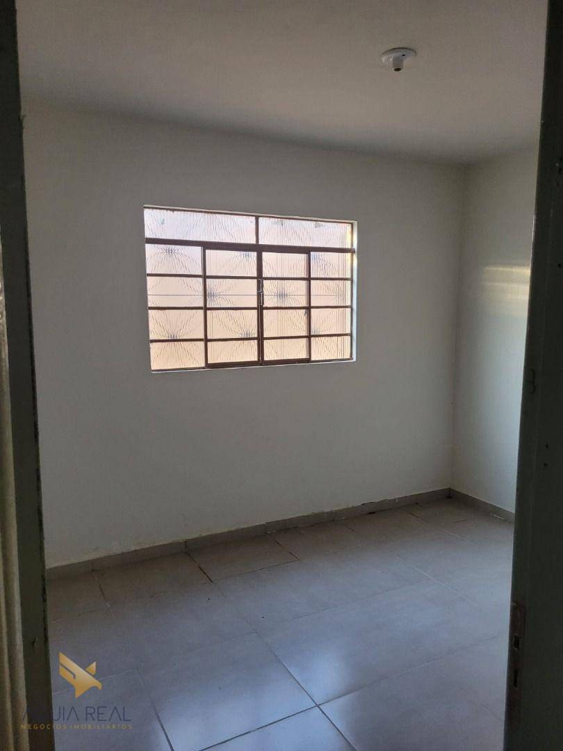 Casa à venda com 3 quartos, 200m² - Foto 15