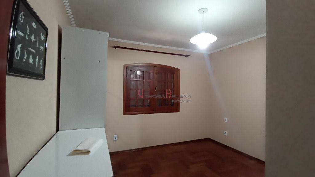 Casa para alugar com 3 quartos, 260m² - Foto 37