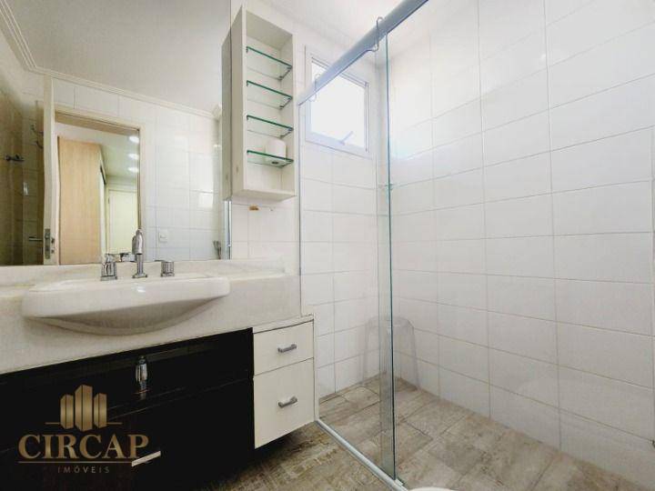 Apartamento à venda com 3 quartos, 119m² - Foto 16