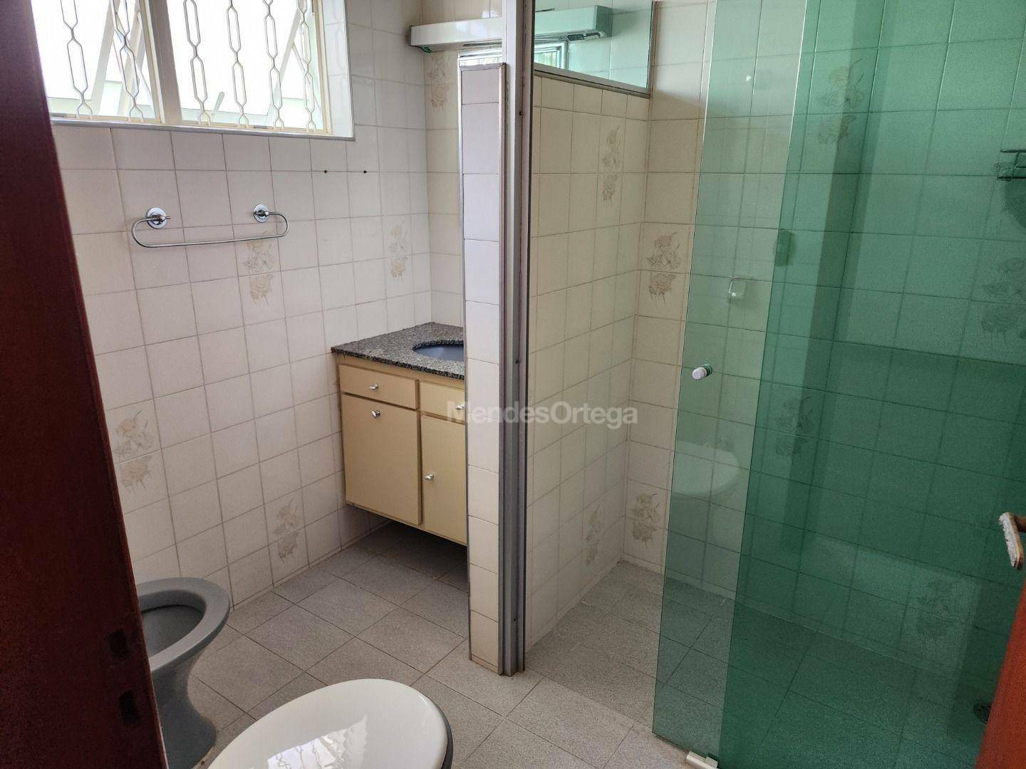 Casa à venda e aluguel com 2 quartos, 185m² - Foto 19