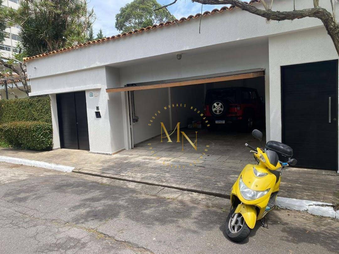 Casa à venda e aluguel com 4 quartos, 450m² - Foto 10