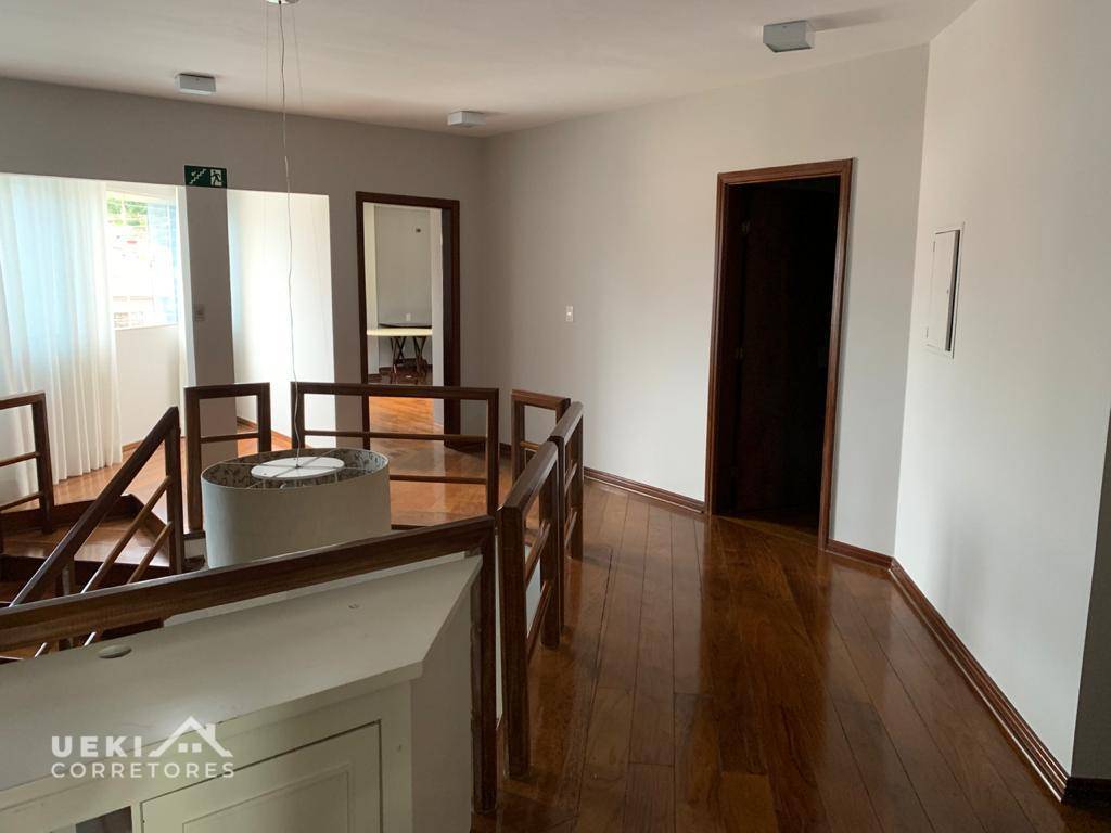 Casa à venda com 4 quartos, 328m² - Foto 9