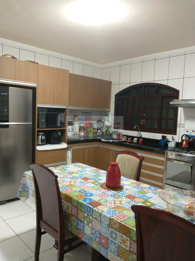 Casa à venda com 4 quartos, 180m² - Foto 19