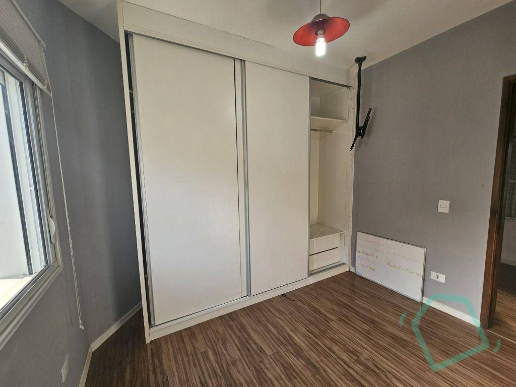 Casa de Condomínio à venda e aluguel com 3 quartos, 400m² - Foto 19