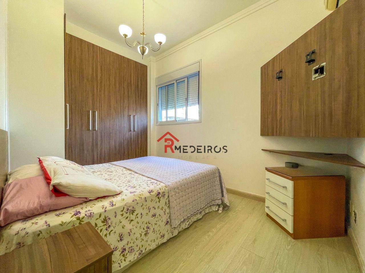 Apartamento à venda com 4 quartos, 190m² - Foto 14