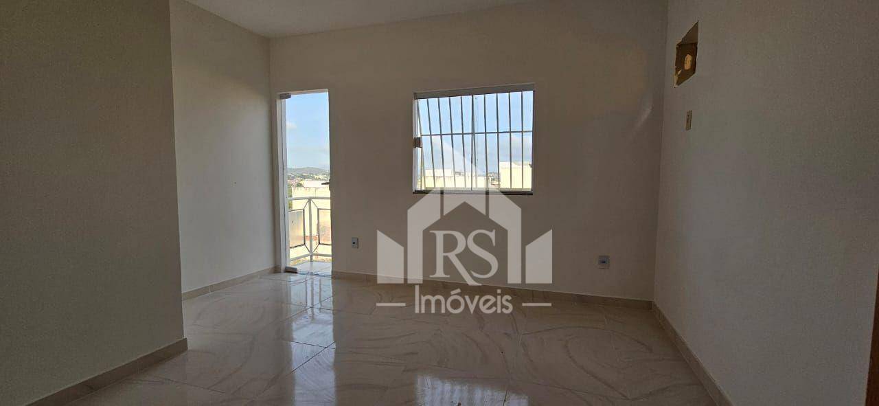 Casa à venda com 2 quartos, 69m² - Foto 7