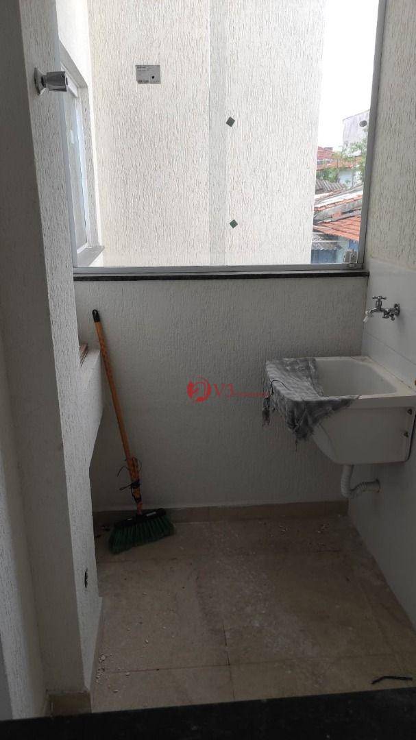 Apartamento à venda com 2 quartos, 42m² - Foto 15