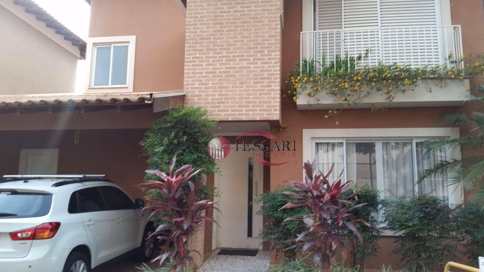 Casa à venda com 3 quartos, 170m² - Foto 1