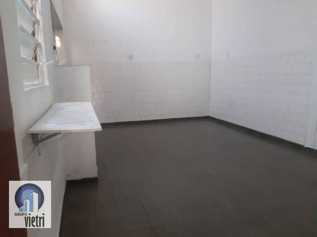 Casa à venda com 2 quartos, 250m² - Foto 6