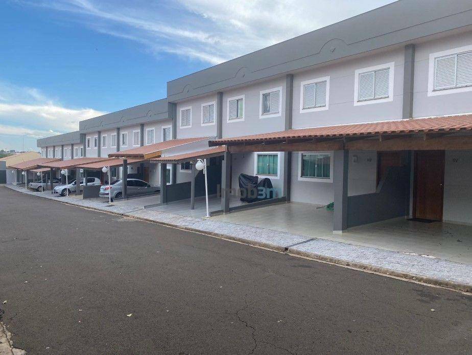 Sobrado para alugar com 3 quartos, 95m² - Foto 1