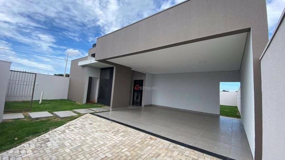 Casa à venda com 3 quartos, 325M2 - Foto 2