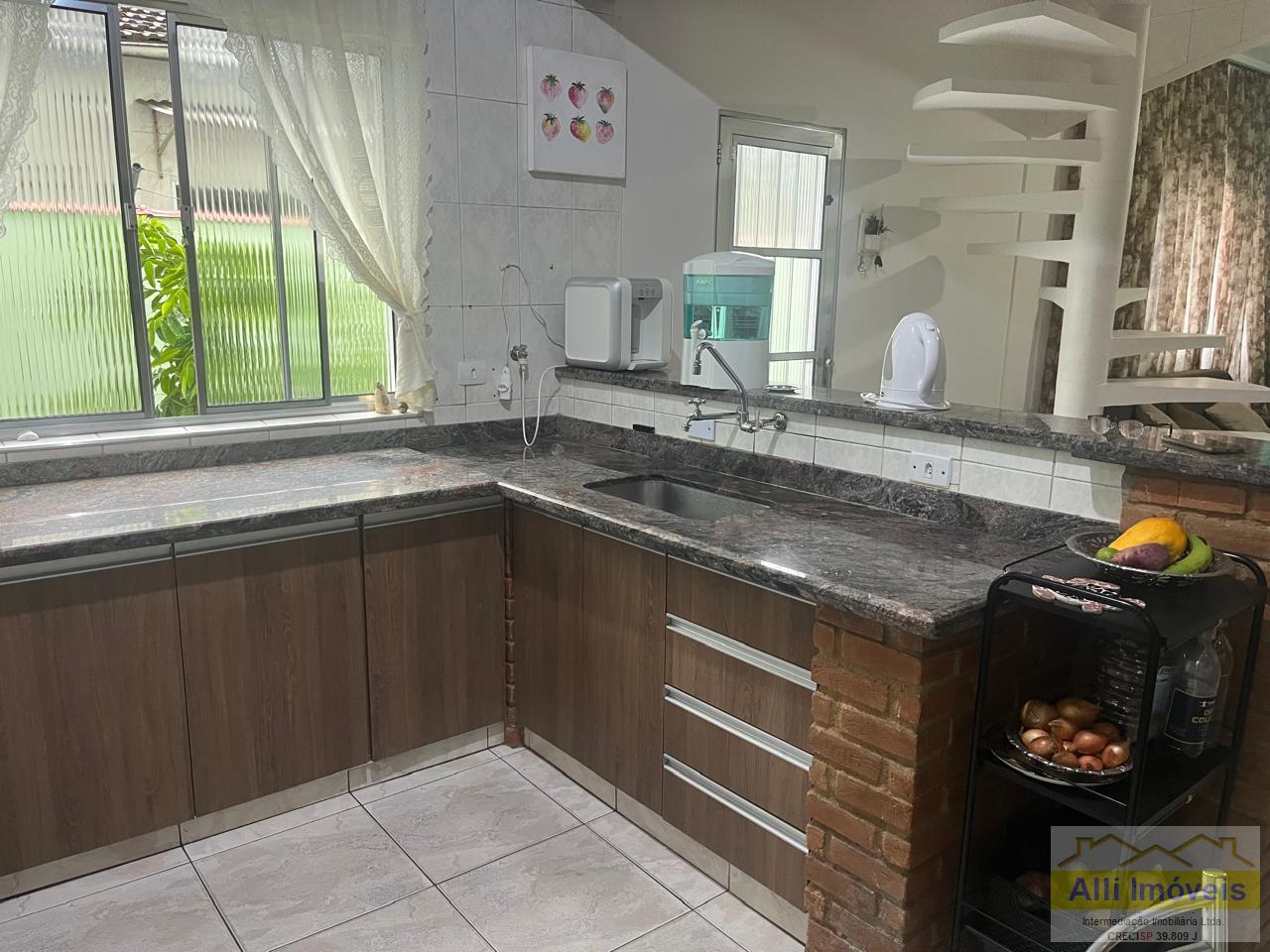 Sobrado à venda com 2 quartos, 230m² - Foto 9