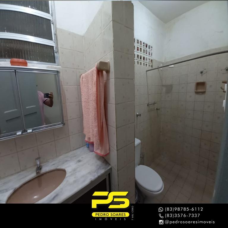 Casa à venda com 3 quartos, 222M2 - Foto 2