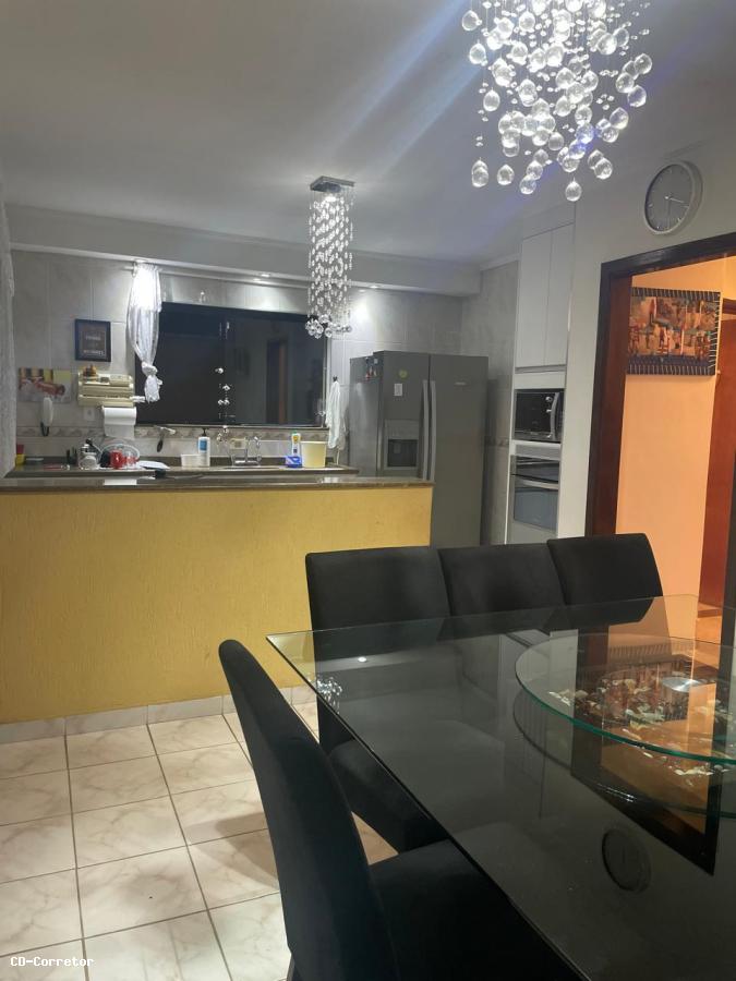 Sobrado à venda com 3 quartos, 128m² - Foto 6