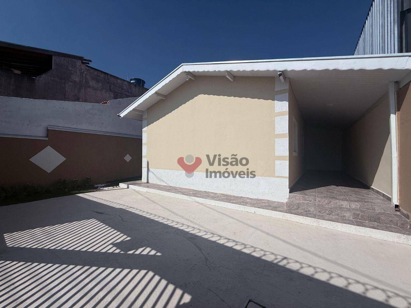 Casa à venda com 3 quartos, 132m² - Foto 4