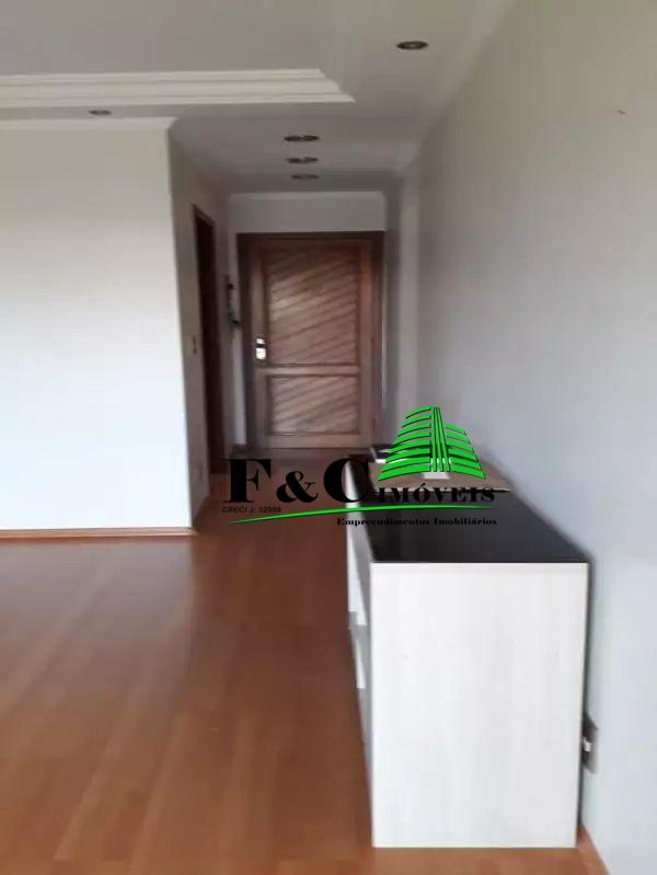 Apartamento à venda com 3 quartos - Foto 5