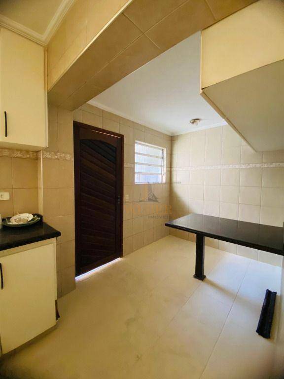 Sobrado, 3 quartos, 280 m² - Foto 4