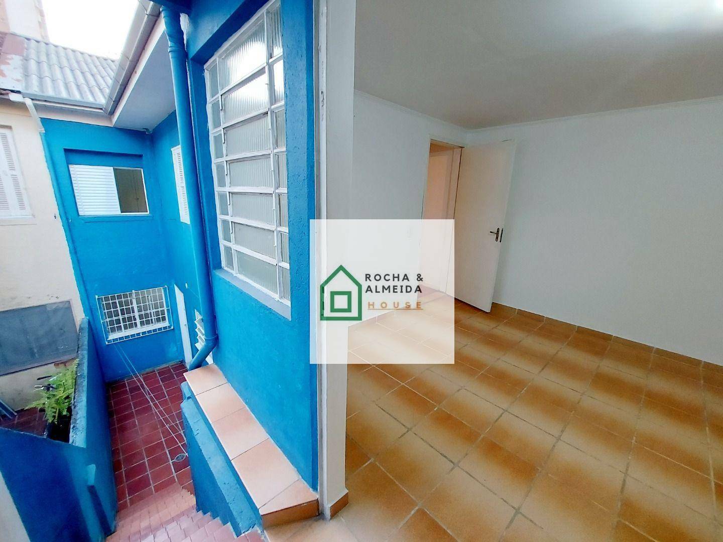 Casa para alugar com 4 quartos, 160m² - Foto 48