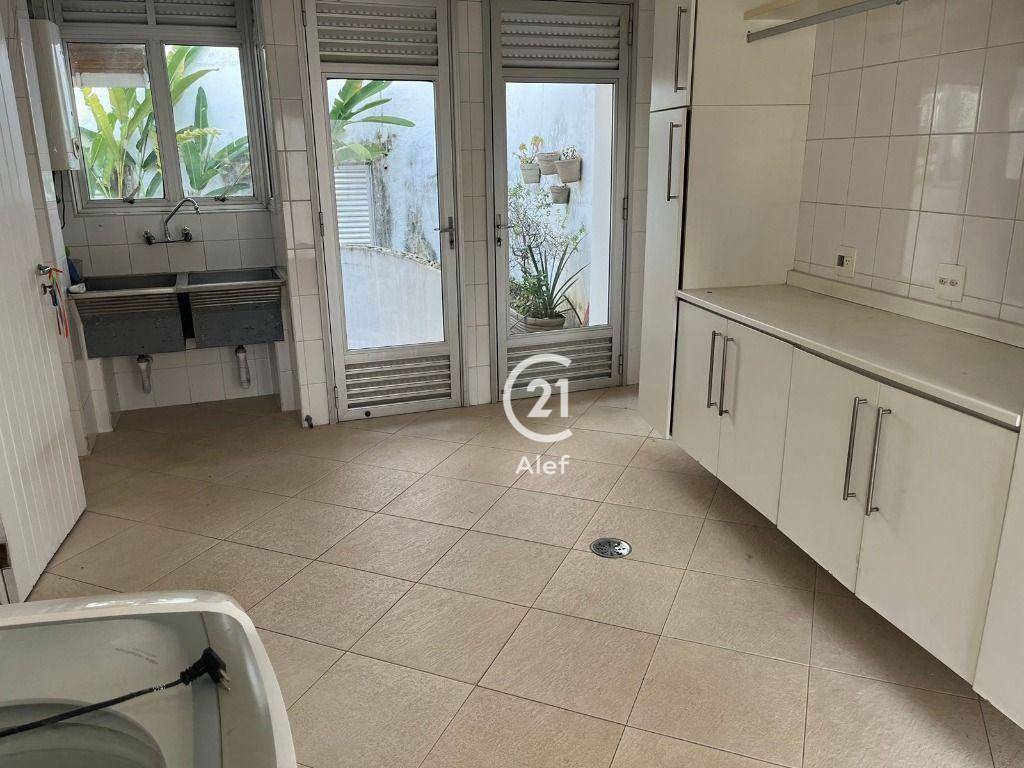 Casa à venda e aluguel com 3 quartos, 359m² - Foto 10