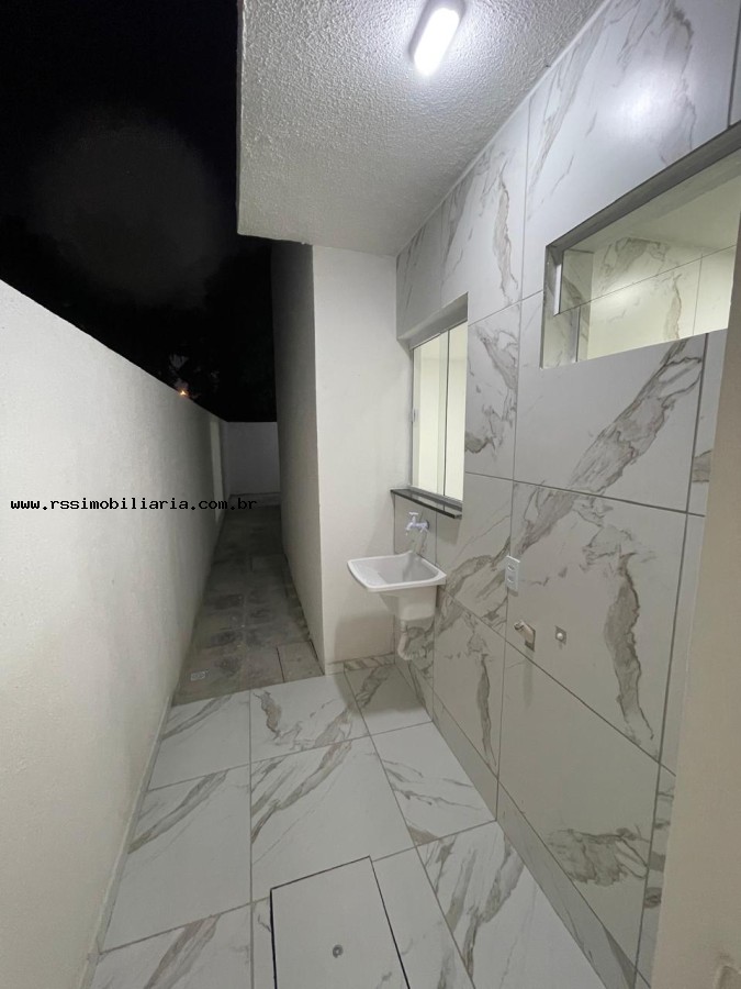 Casa à venda com 2 quartos, 56m² - Foto 17