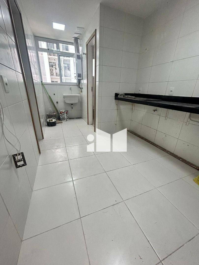 Apartamento à venda com 3 quartos, 110m² - Foto 14