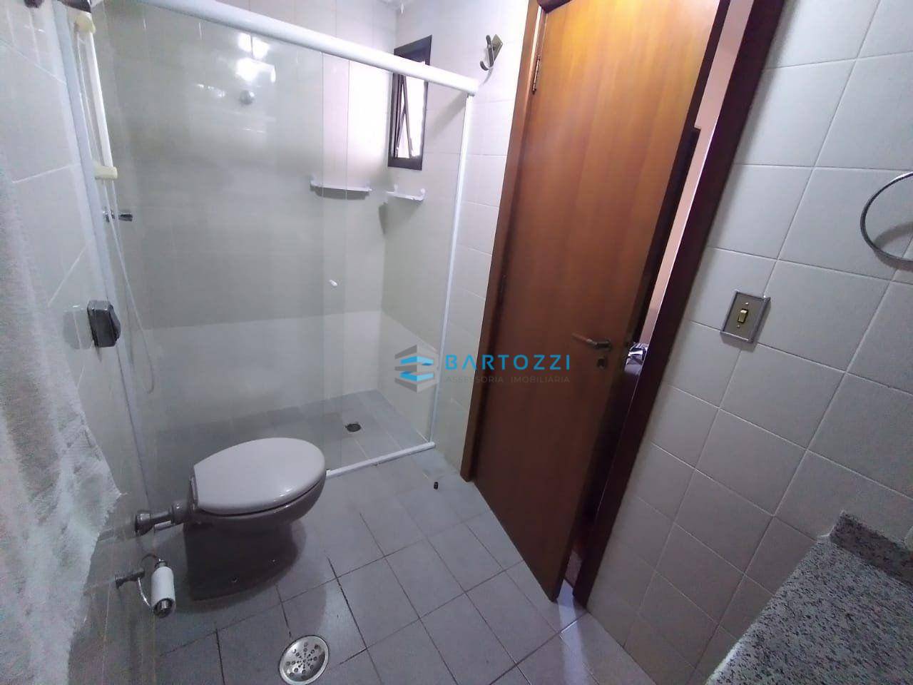 Apartamento à venda com 3 quartos, 117m² - Foto 2