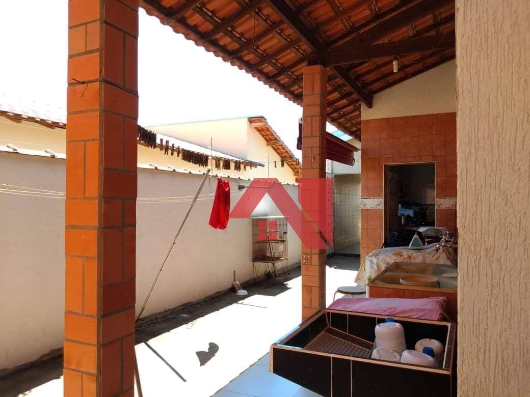 Casa à venda com 3 quartos, 200m² - Foto 10