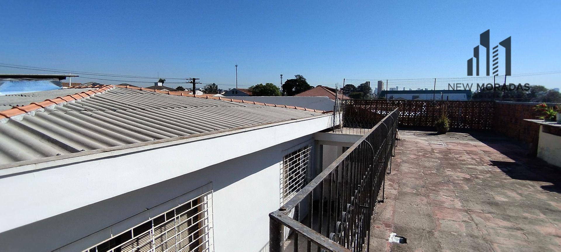 Casa à venda com 4 quartos, 200m² - Foto 36