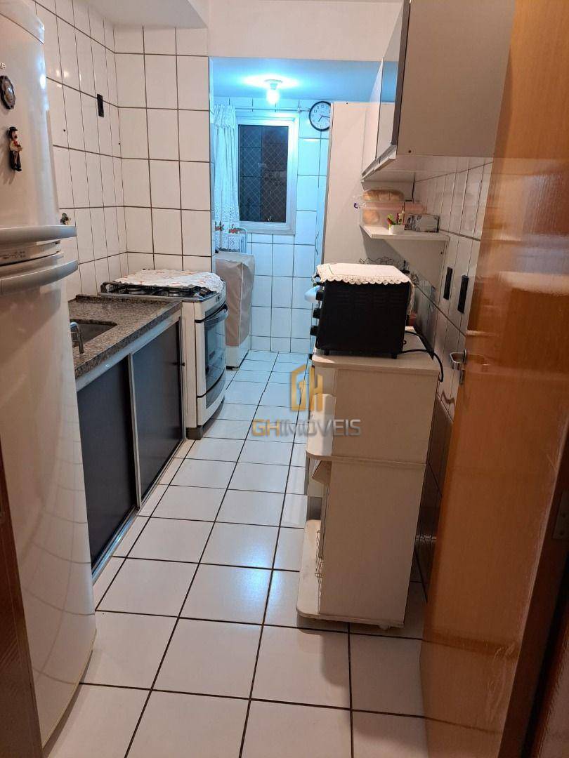 Apartamento à venda com 3 quartos, 83m² - Foto 14