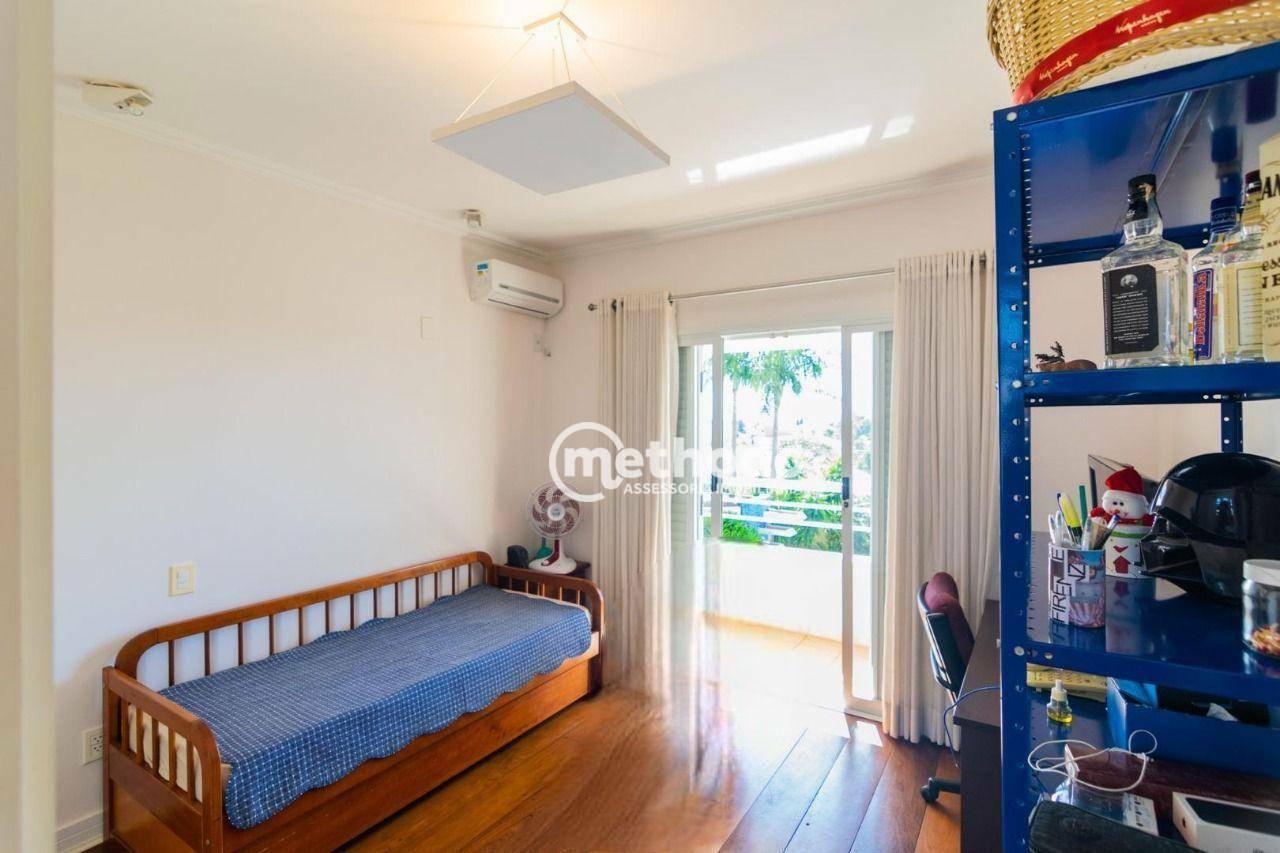 Casa de Condomínio à venda com 4 quartos, 329m² - Foto 17