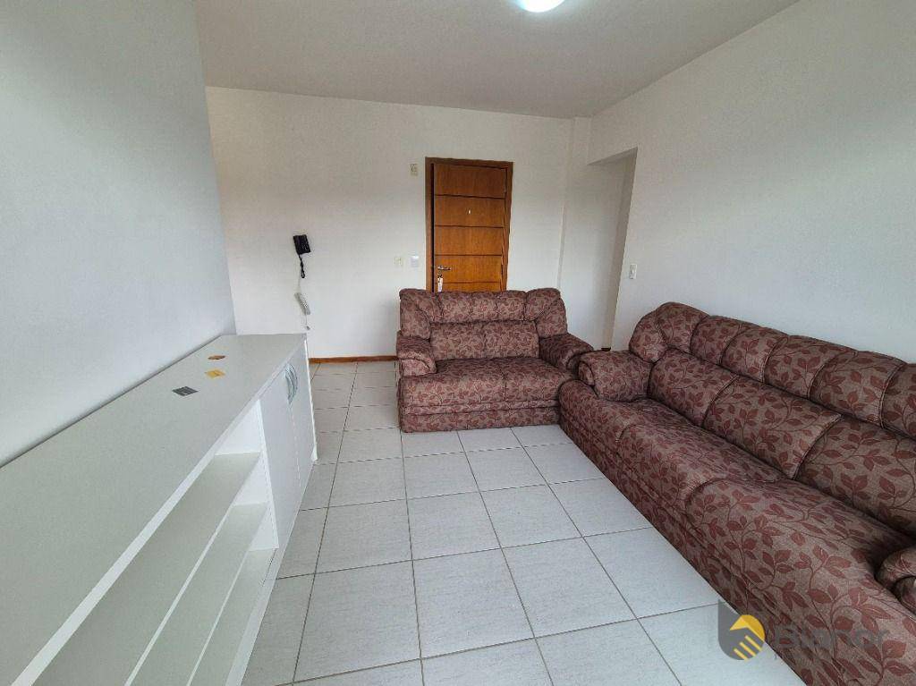 Apartamento para alugar com 2 quartos, 64m² - Foto 4