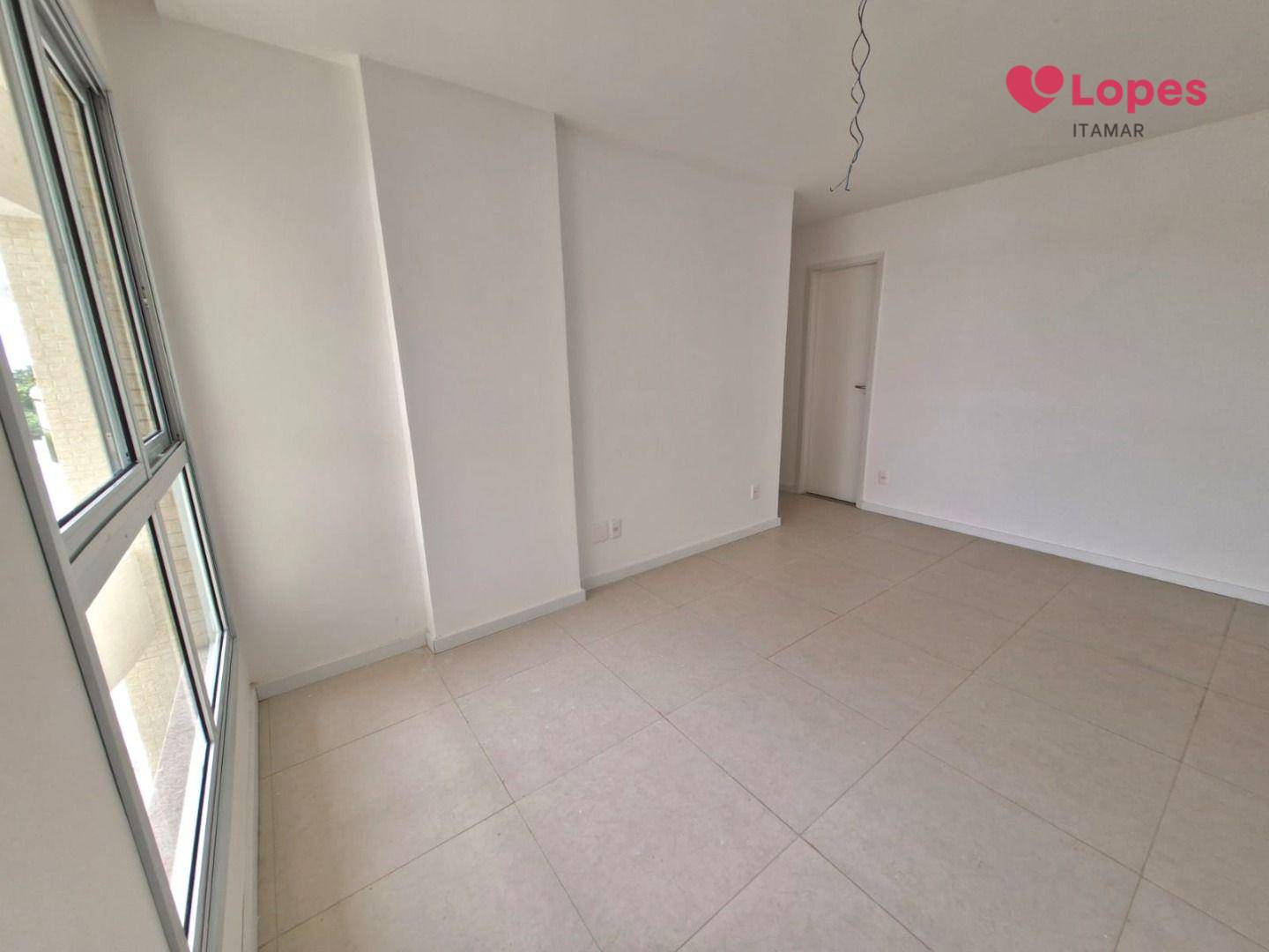 Apartamento à venda com 3 quartos, 110m² - Foto 6