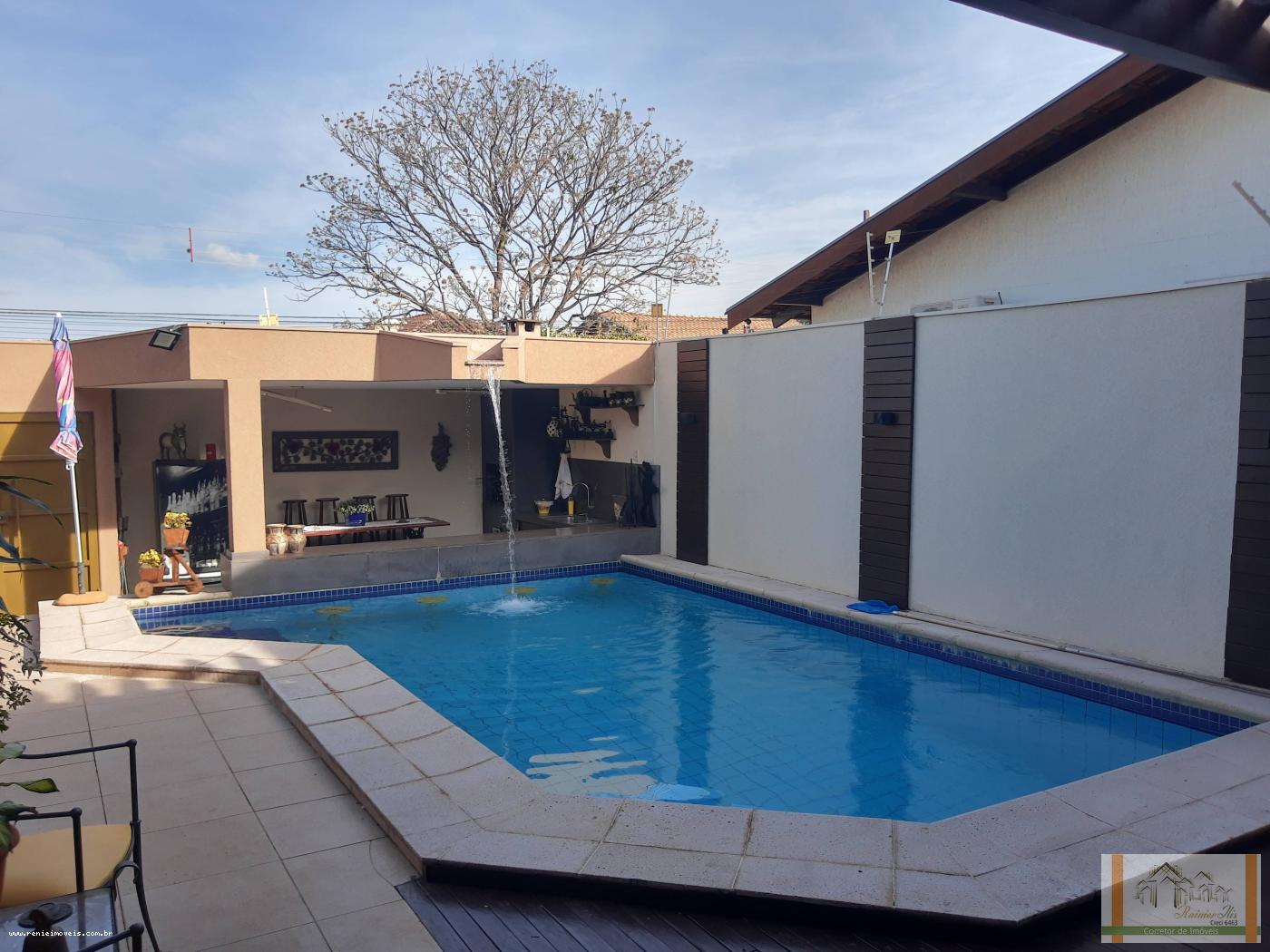 Casa à venda com 4 quartos, 360m² - Foto 6