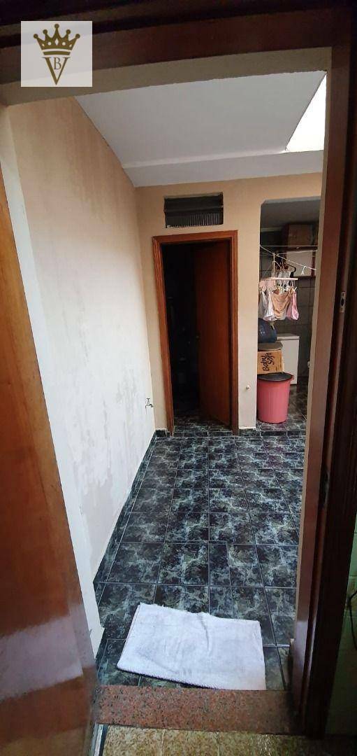 Casa à venda com 3 quartos, 131m² - Foto 21