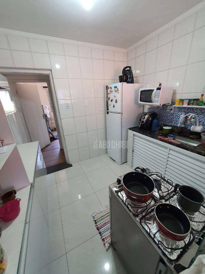 Apartamento à venda com 3 quartos, 96m² - Foto 14