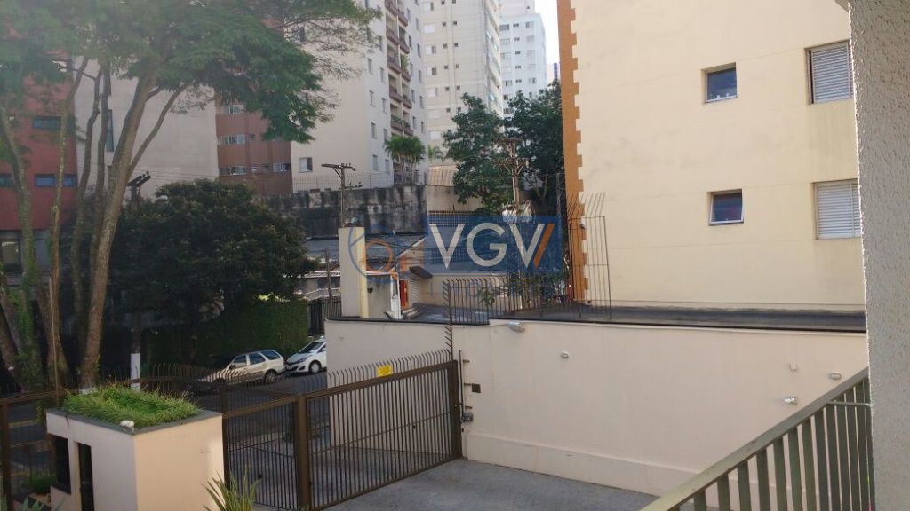 Apartamento para alugar com 2 quartos, 60m² - Foto 11