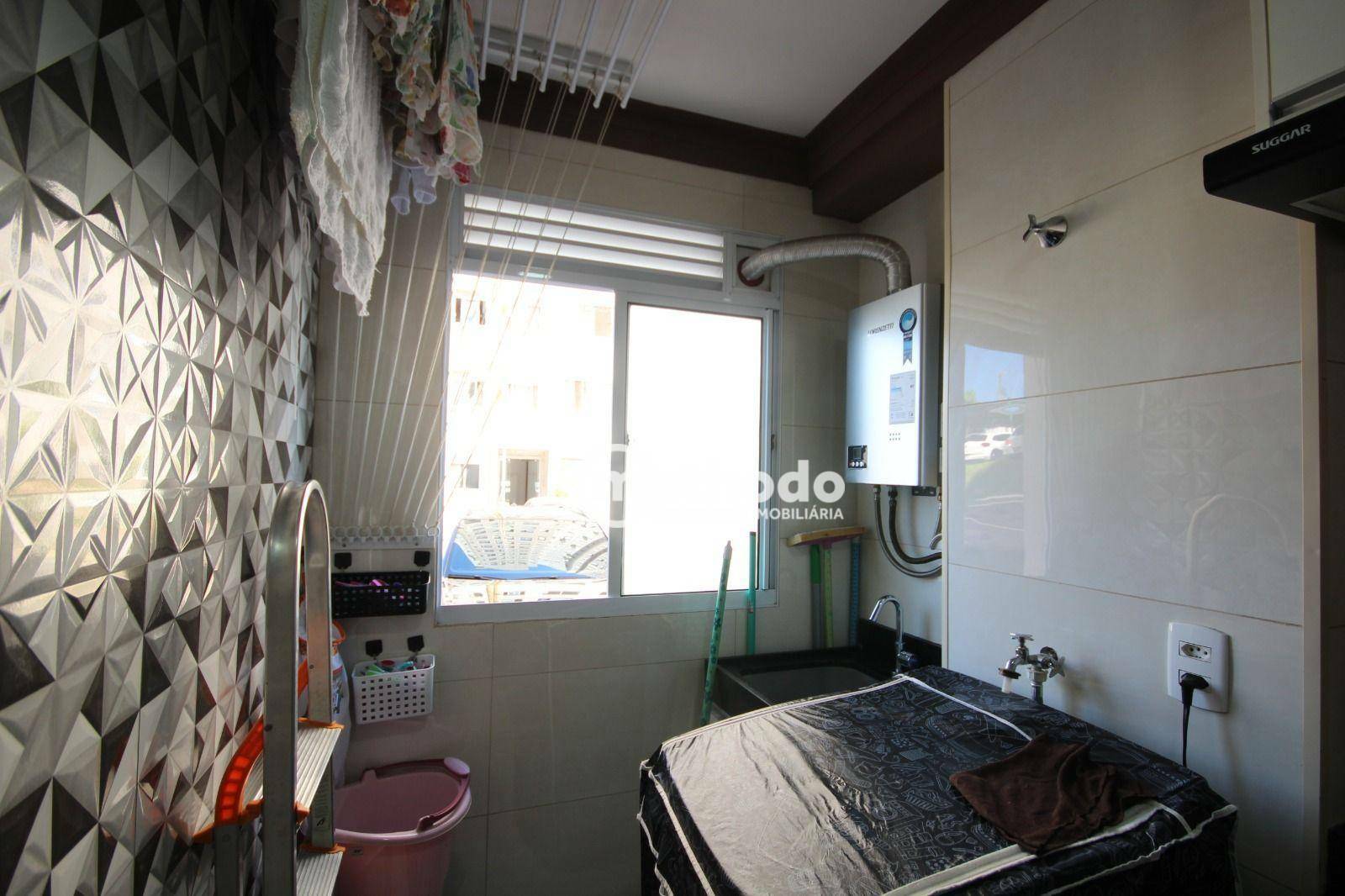 Apartamento à venda com 2 quartos, 43m² - Foto 4
