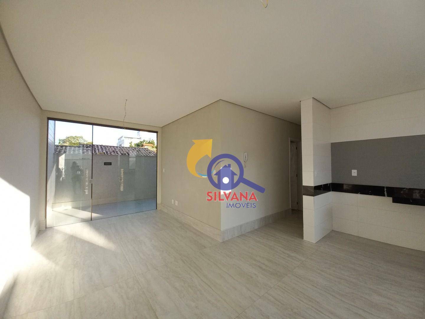 Apartamento à venda com 3 quartos, 130m² - Foto 4