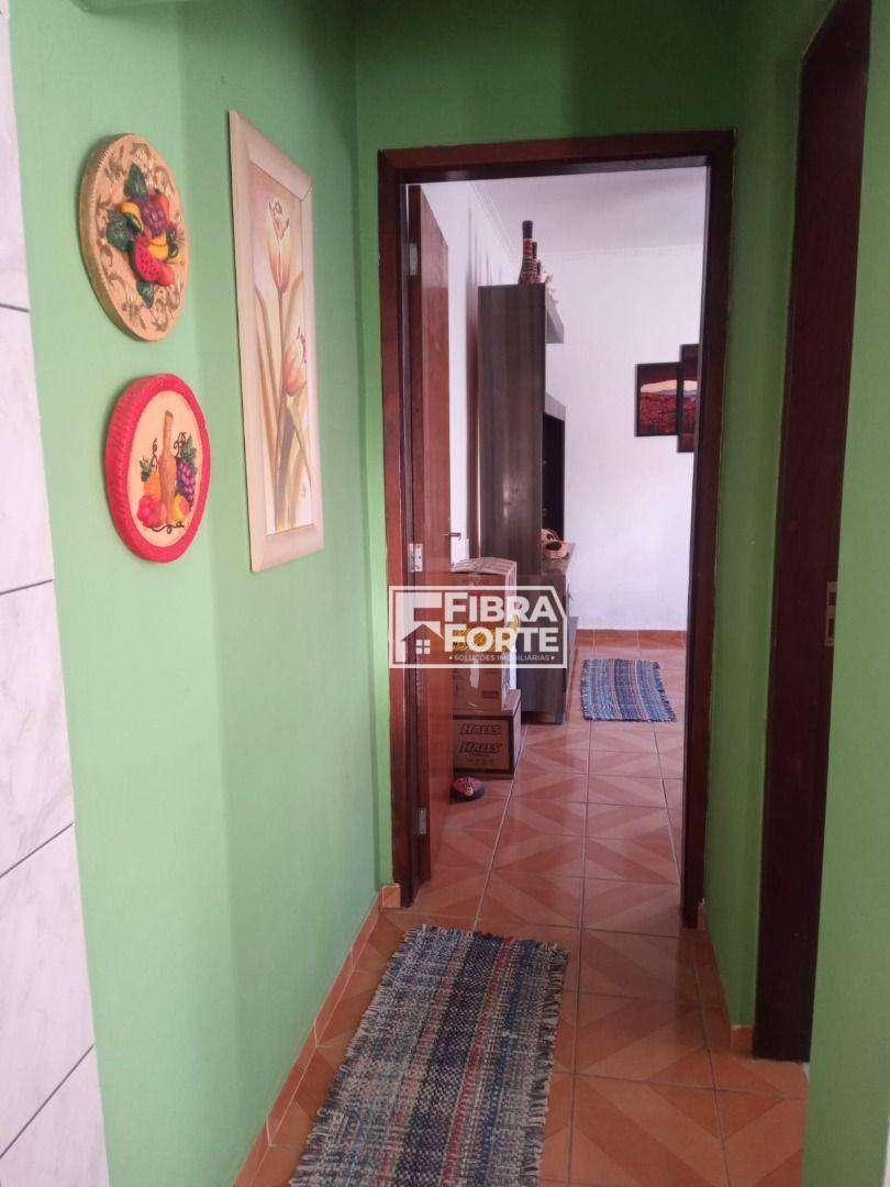 Casa para alugar com 2 quartos, 131m² - Foto 13