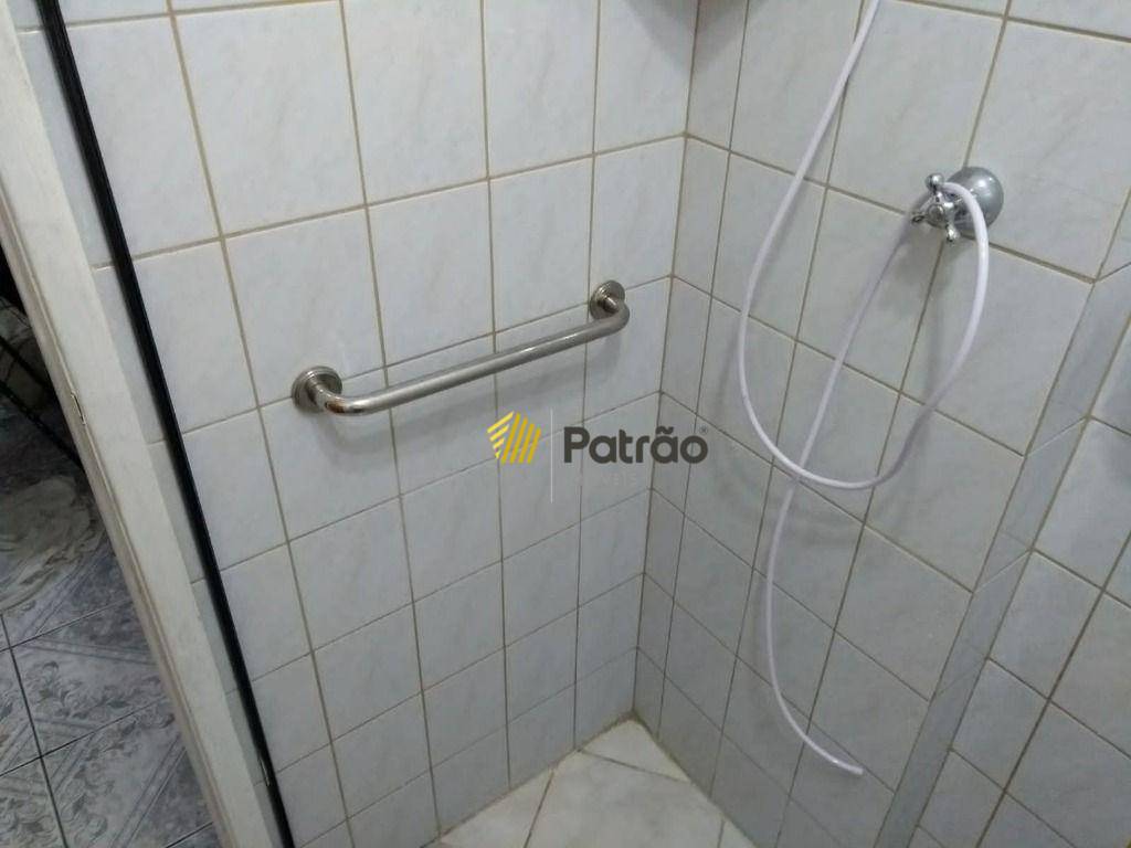Apartamento à venda com 2 quartos, 65m² - Foto 12