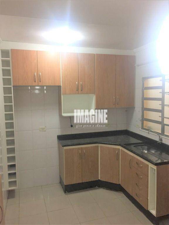 Sobrado à venda com 2 quartos, 72m² - Foto 4