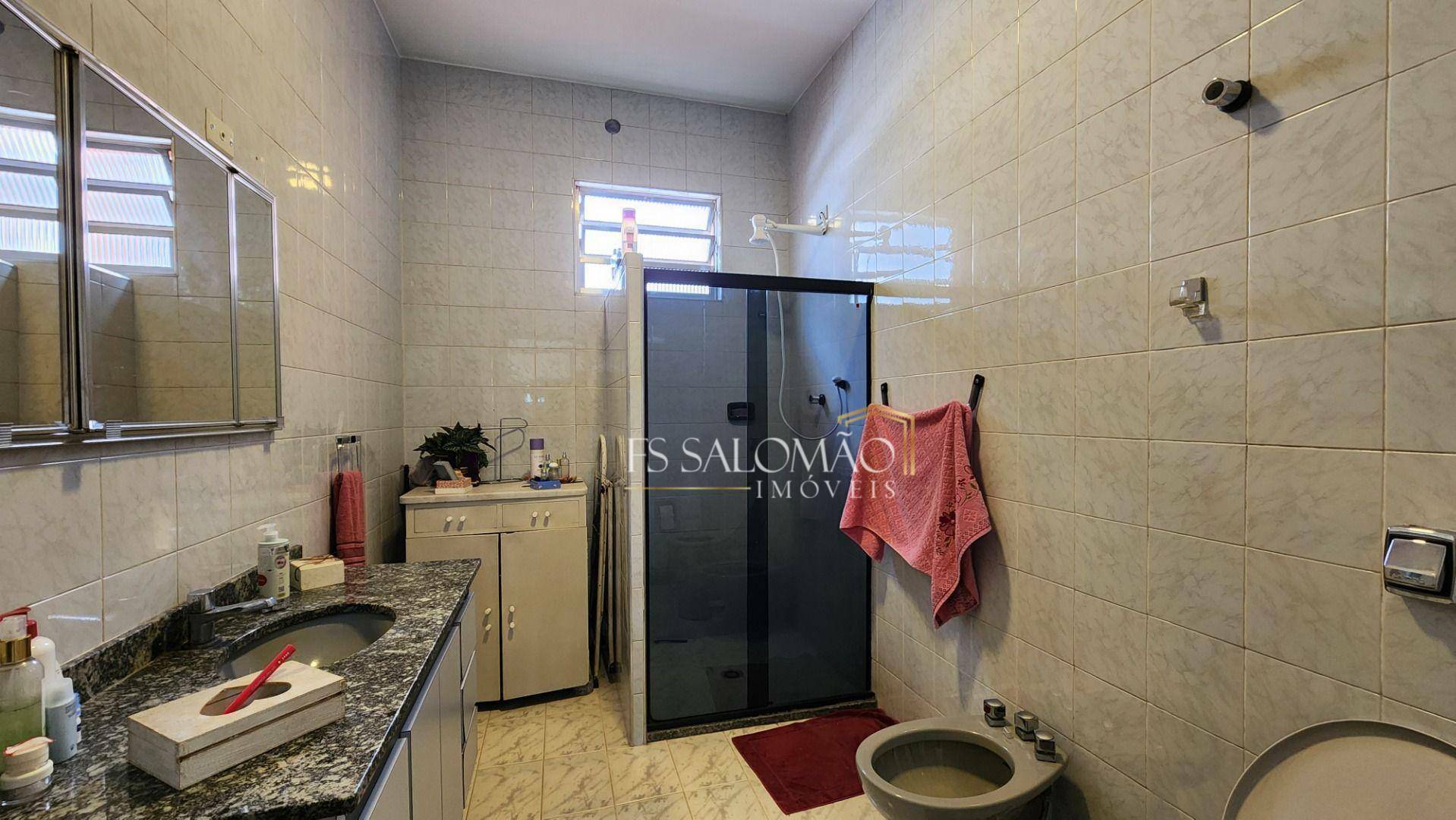 Casa à venda com 3 quartos, 180m² - Foto 14