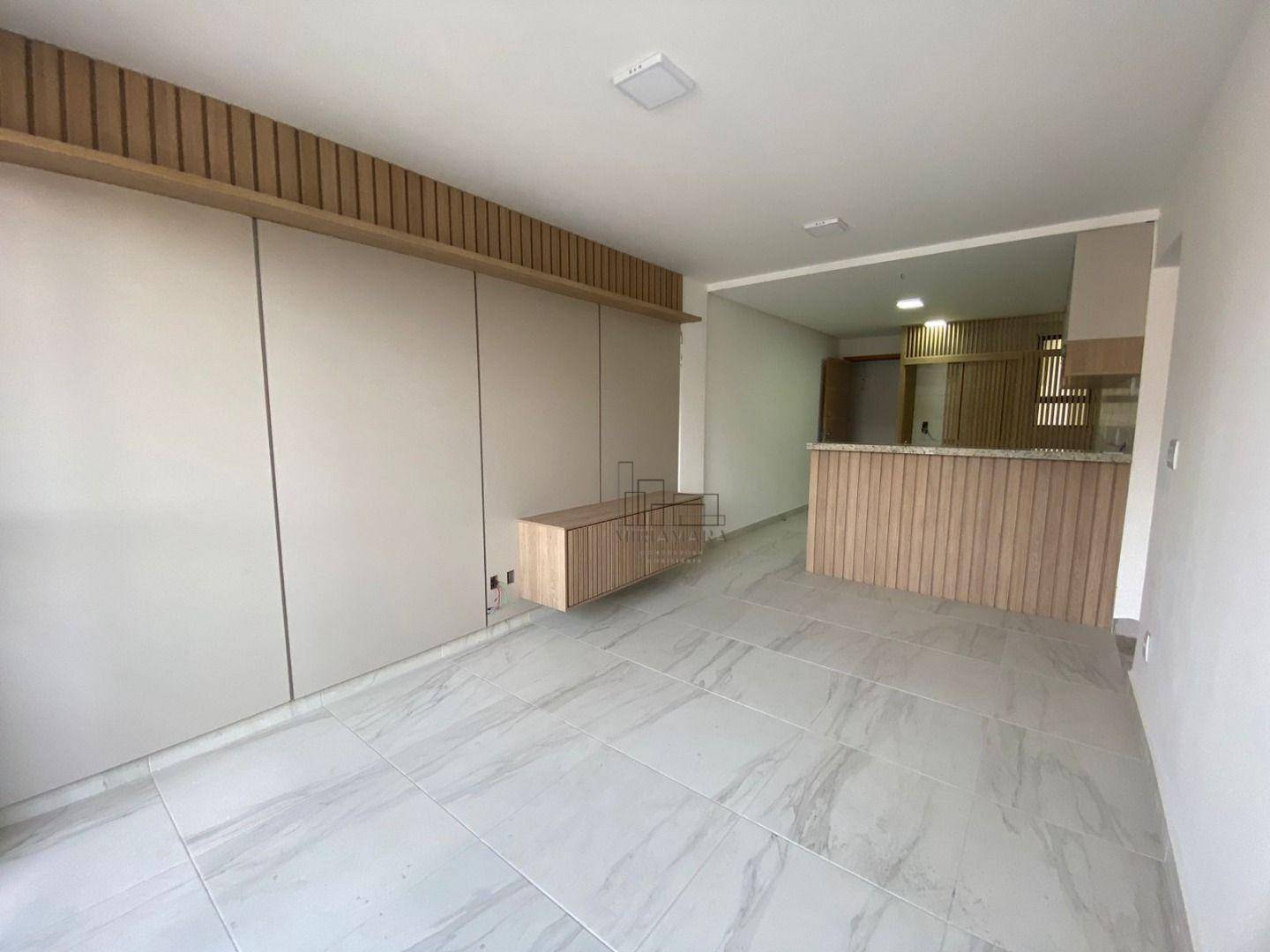 Apartamento à venda com 2 quartos, 71m² - Foto 1