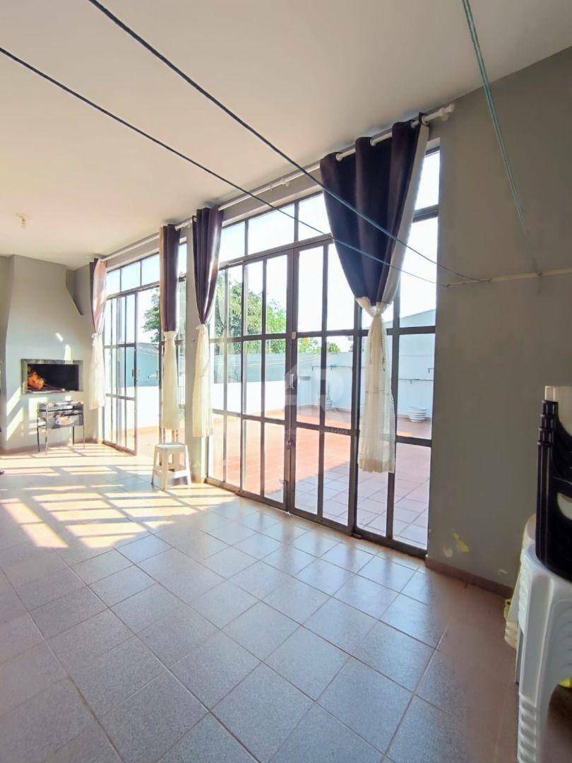 Casa à venda com 3 quartos, 219m² - Foto 24