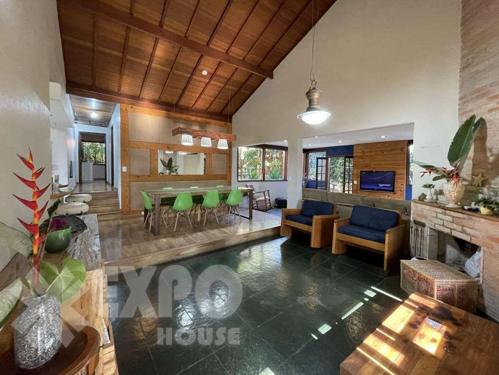 Casa à venda com 4 quartos, 591m² - Foto 9